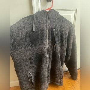 Men’s hooded fleece